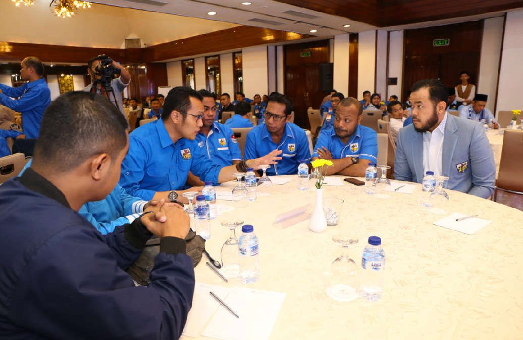 Diskusi Tokoh Muda Pemimpin Daerah